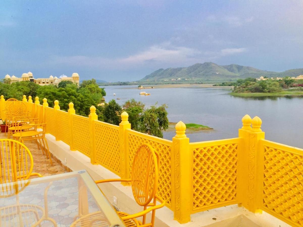 Haveli Jai Durga At Pichola Lake Ξενοδοχείο Ουνταϊπούρ Εξωτερικό φωτογραφία
